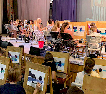 Интервью с Юлией Гарридо( Ващенко) перед открытием персональной выставки в Русском клубе в Стратфилде