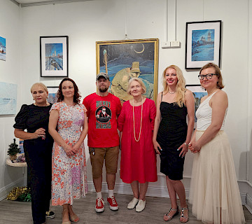 Открытие Рождественской художественной выставки и творческого объединения "Арт Поинт" состоялось 7 декабря в Русском клубе