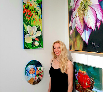 Открытие Рождественской художественной выставки и творческого объединения "Арт Поинт" состоялось 7 декабря в Русском клубе